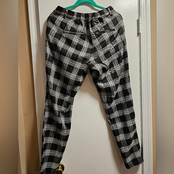 Hot Topic Black & White Plaid Pants - Medium With Chain - Picture 4 of 6